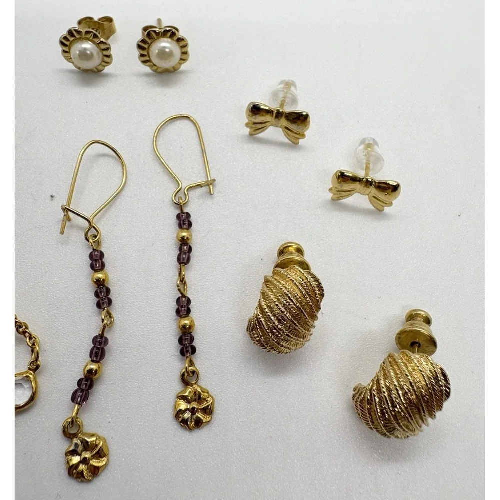 Vintage Lot of 6 Pairs‎ Pierced Earrings Gold Tone Dangle Stud Dainty Cross Bow